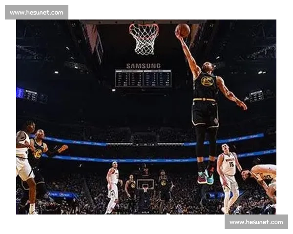 激烈对决精彩呈现 篮球比赛官方直播为你带来全程高清赛事直播 - 副本 (2)